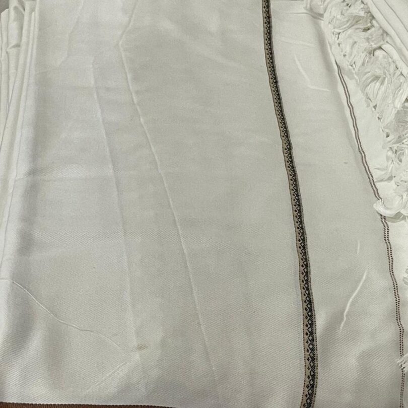 Luxury Wool Shawl - 1 Pc Plain White - Image 2